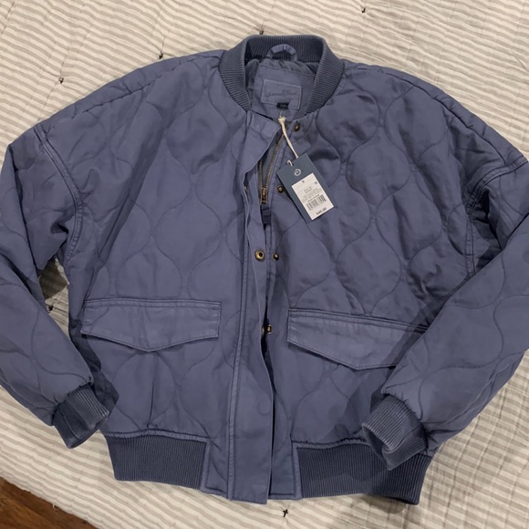 Universal Thread Jackets & Blazers - Universal Thread Bomber Jacket